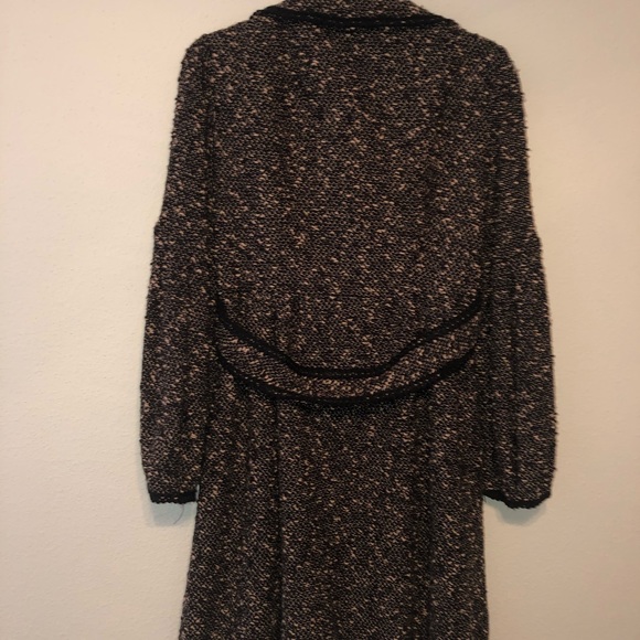 Women’s Coat - Picture 3 of 3